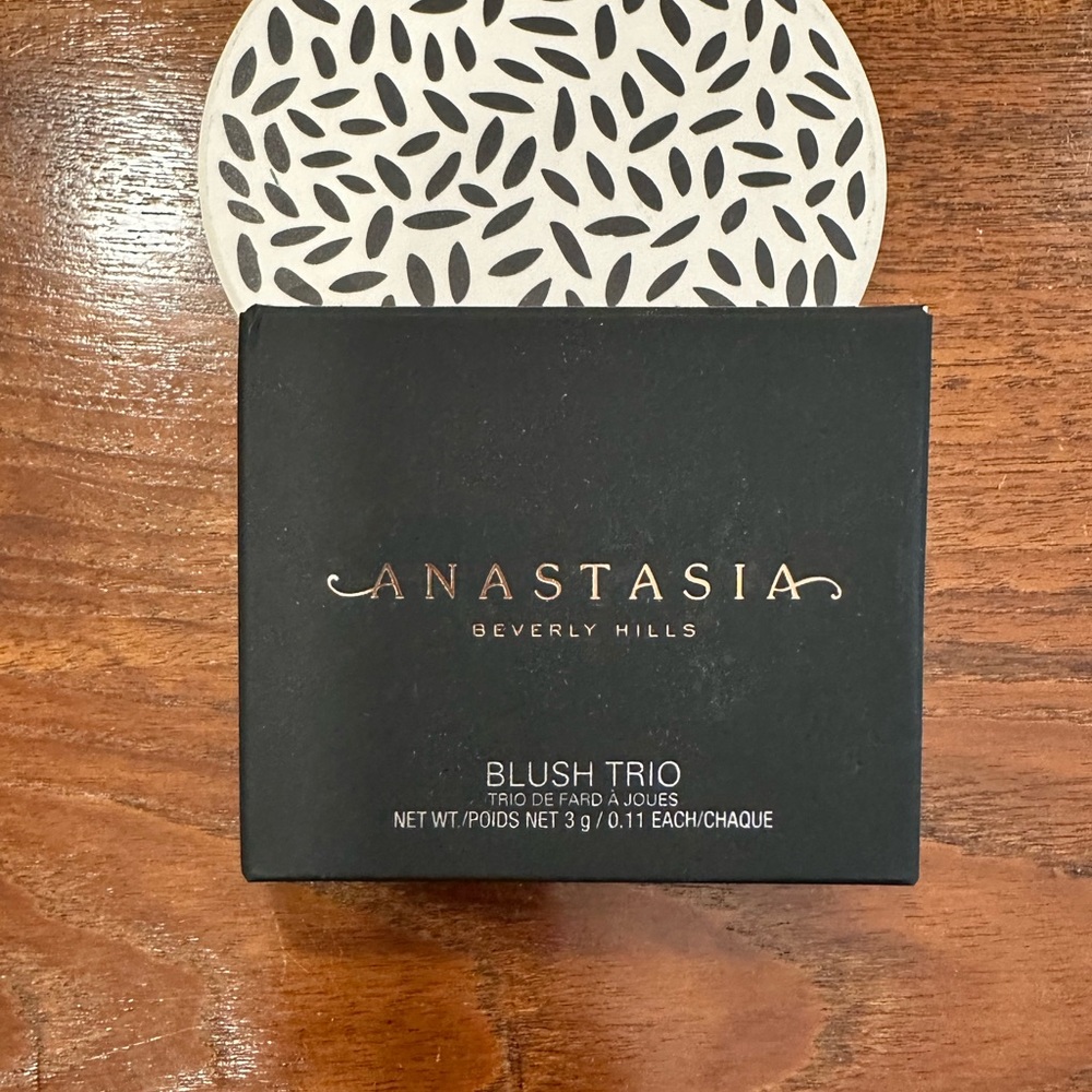 NIB Anastasia Beverly Hills Blush Trio, Peachy Love